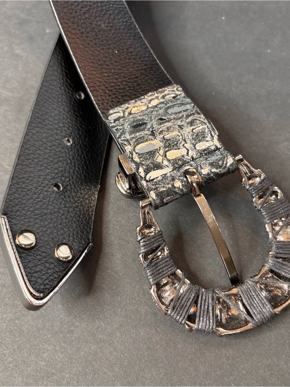 CHICO'S Black Silver Reptile Metal Rhinestone Buckle Womens Belt Sz Large - Picture 4 of 7